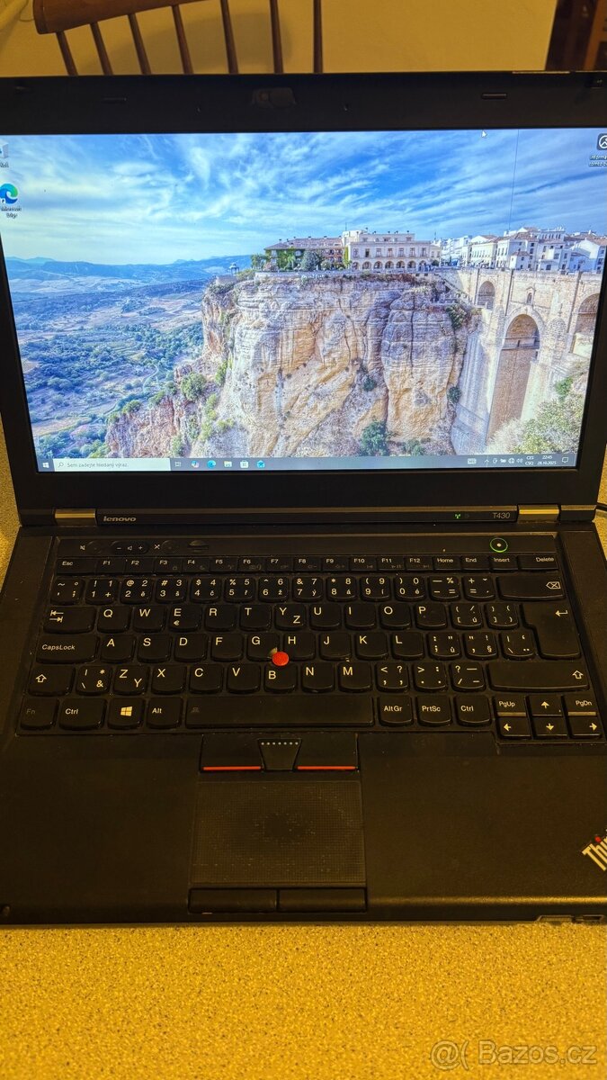 Počítač Lenovo T430
