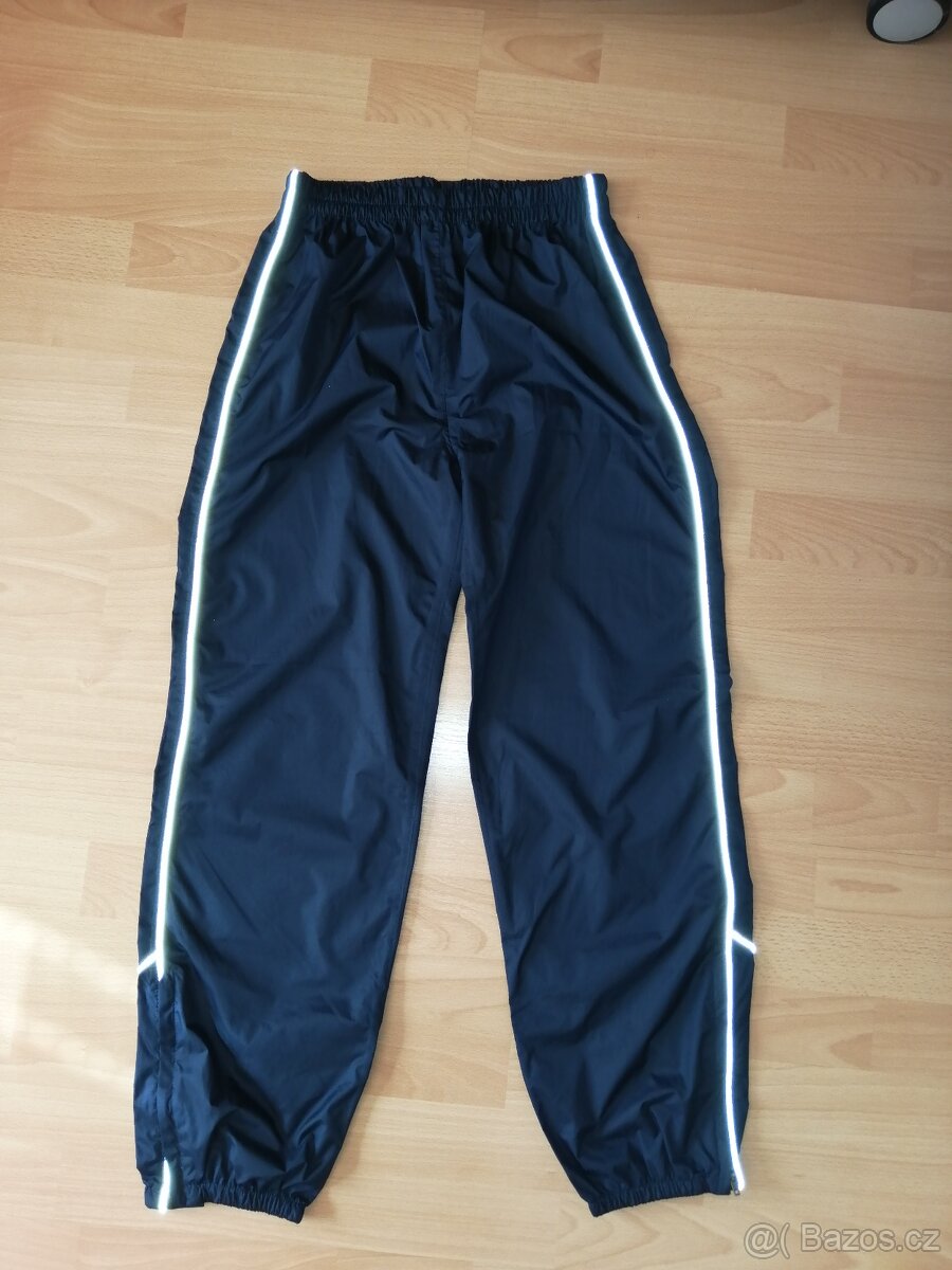 Kalhoty do destě zn. Tchibo, vel. 146-152