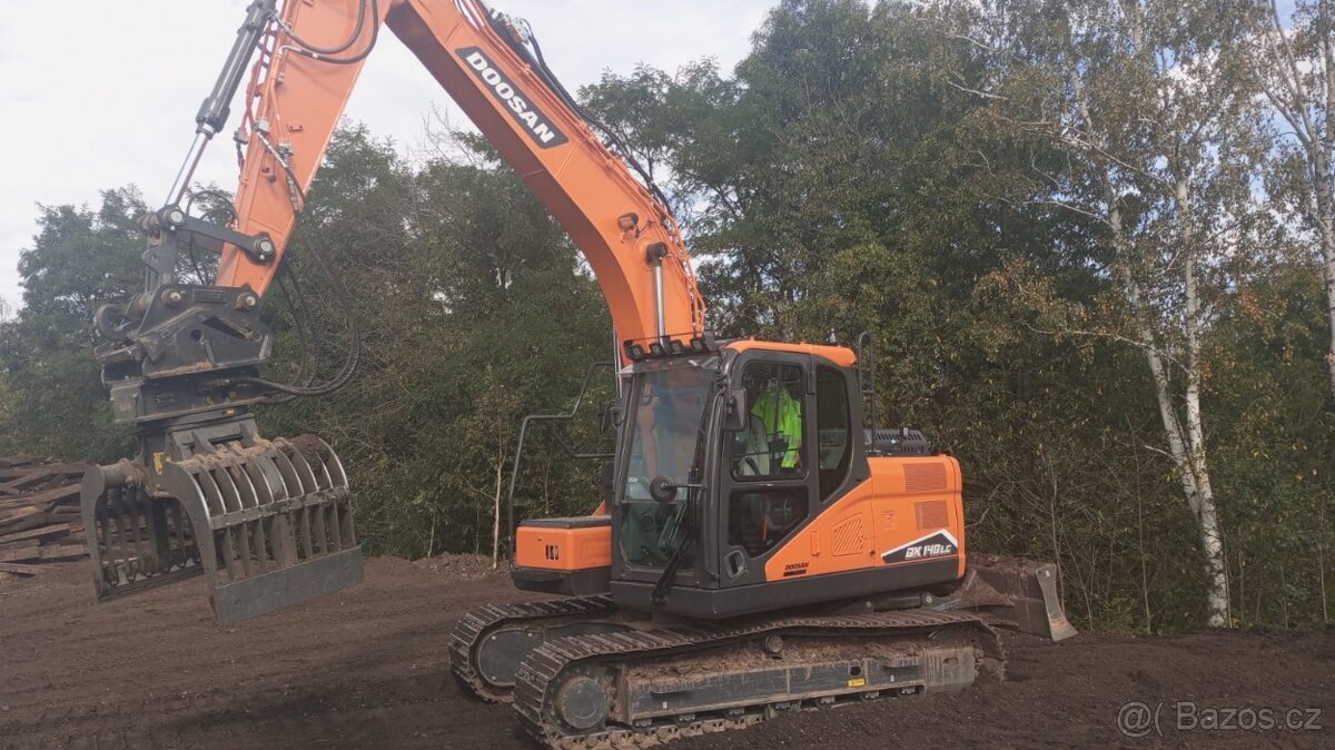 Pásové rypadlo DOOSAN DX140LC-7