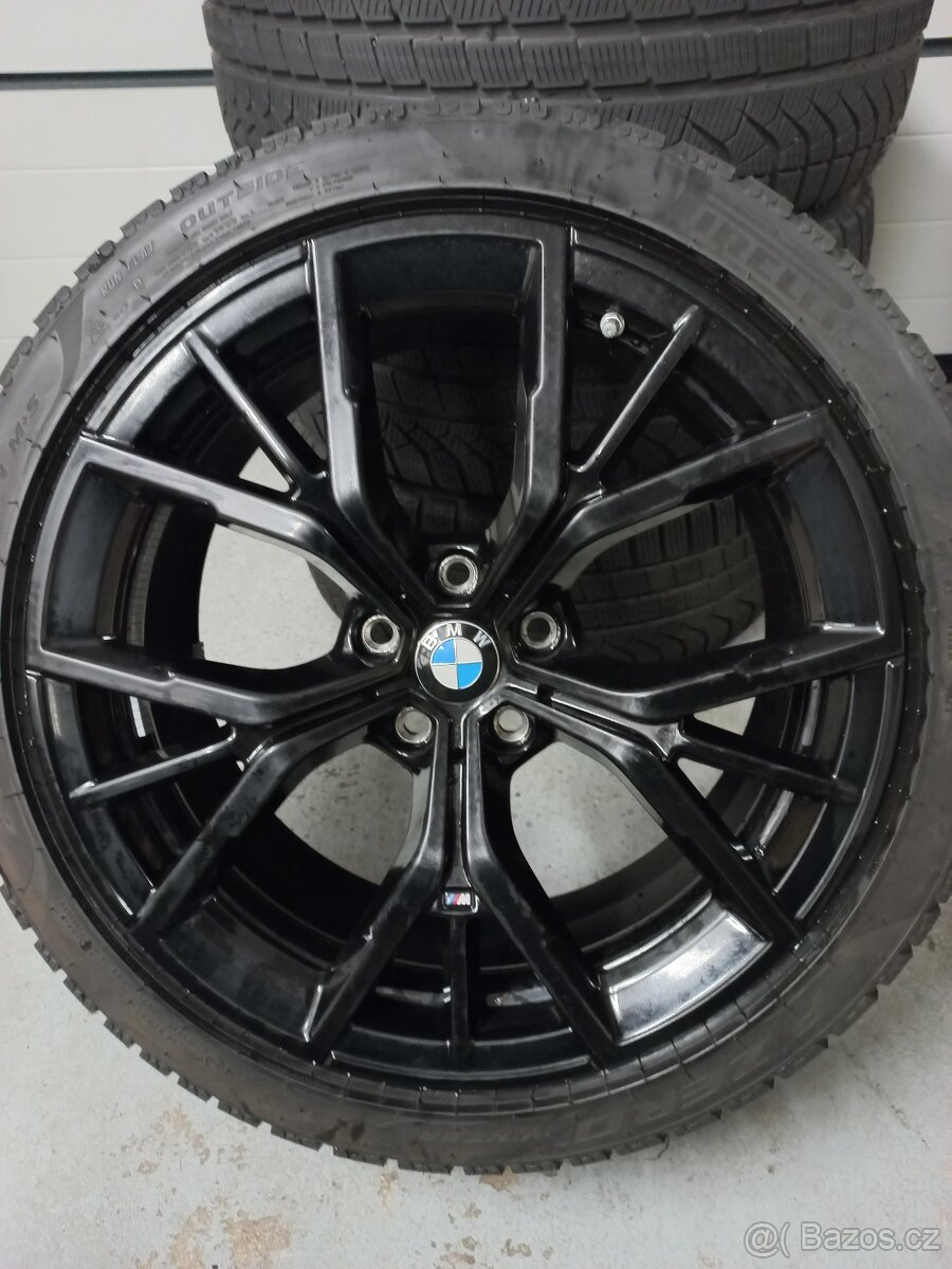 BMW 5 G30 zimní M845 dvourozměr 245 40 19 a 275 35 19 6mm