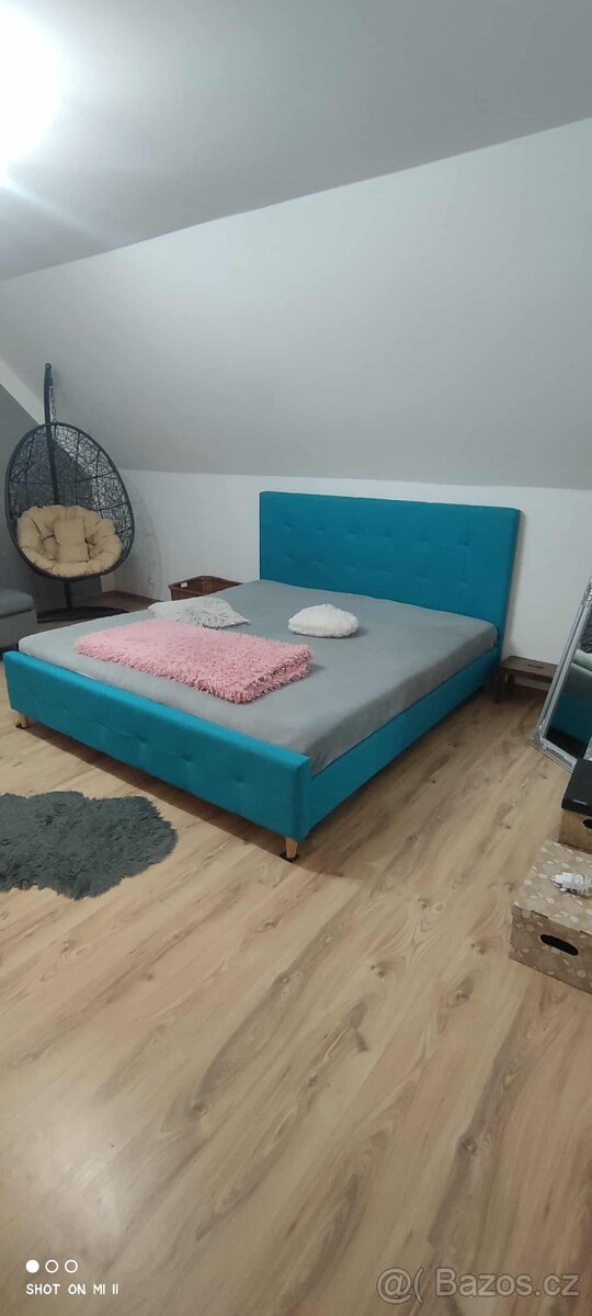 Manželka postel 180x200