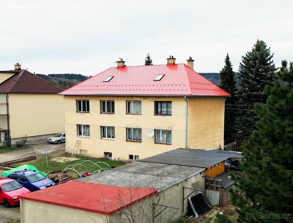 Prodej bytu 3+1 56 m², Sněhov u Malé Skály.