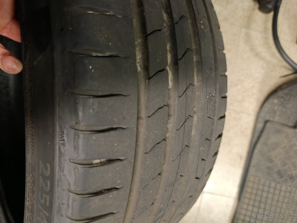 Pneu Continental 225/40 R18 Letní