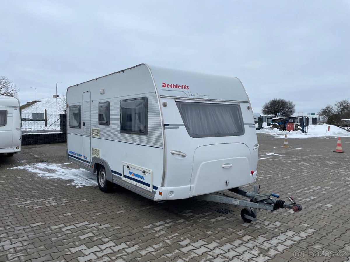 Dethleffs New Line 460, 4 osoby, stan, pevná postel, sprcha
