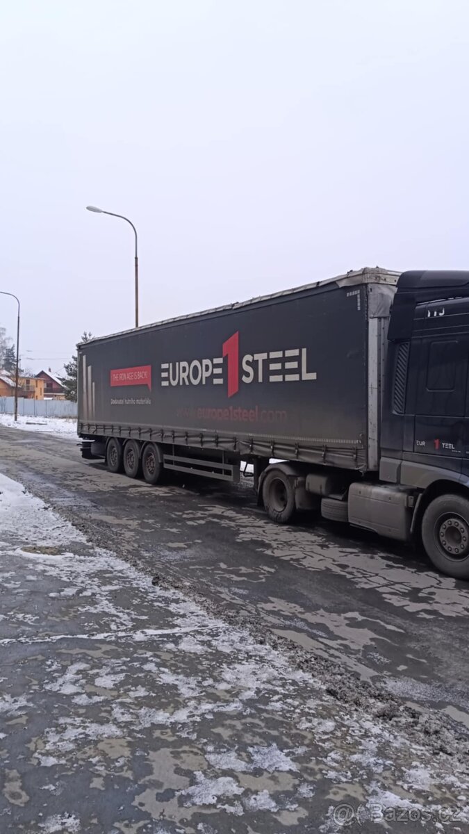 Návěs schwarzmuller, SAF, Zved