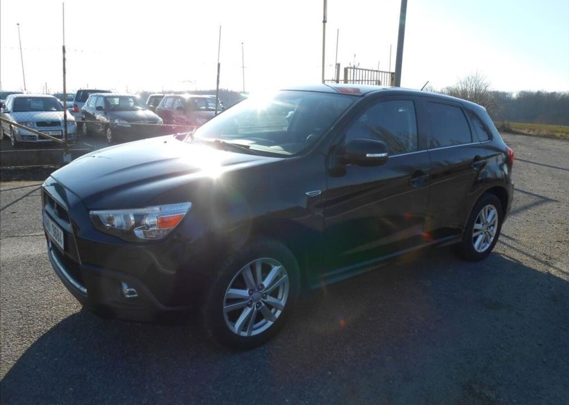 Mitsubishi ASX 1,8 INVITE DI-D 4WD CZ nafta