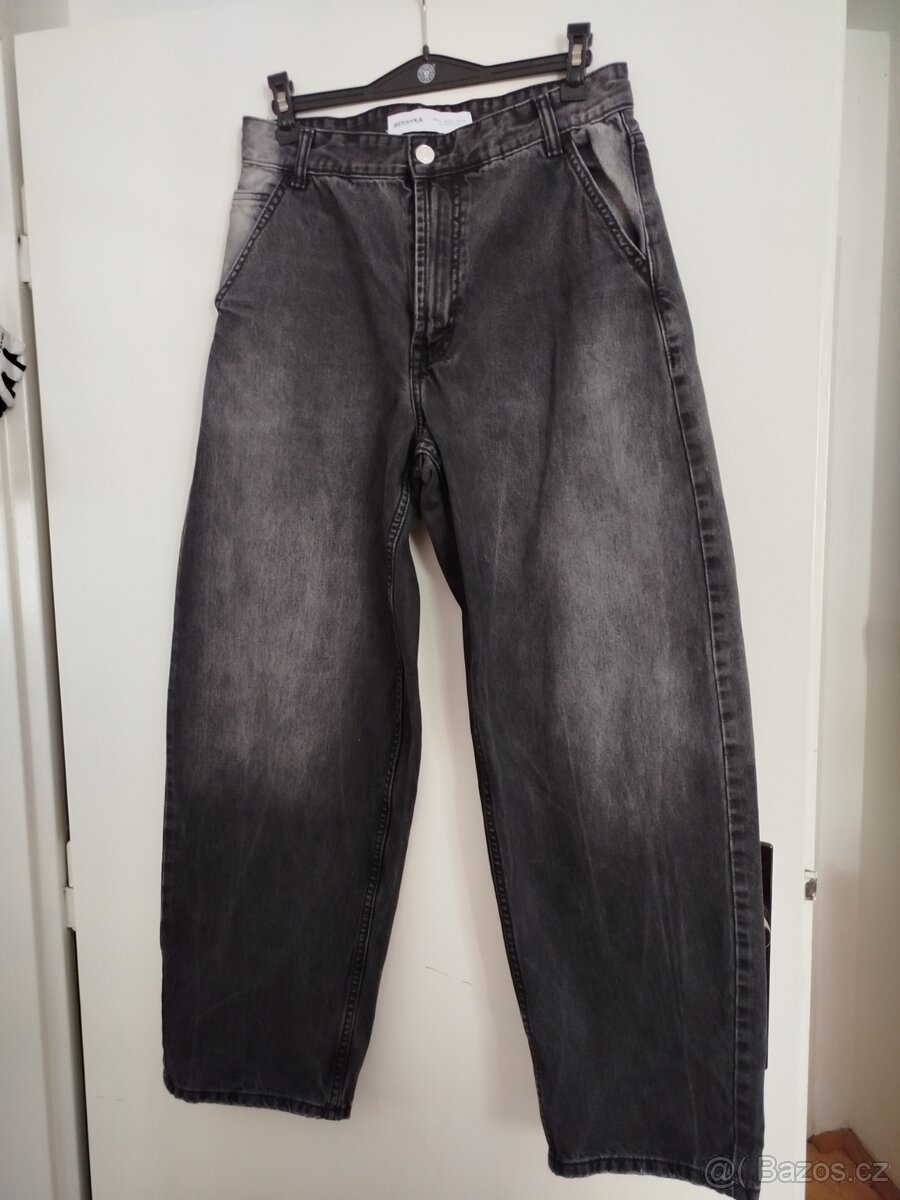 rifle Bershka vel. 36 13-14 let chlapecké černé