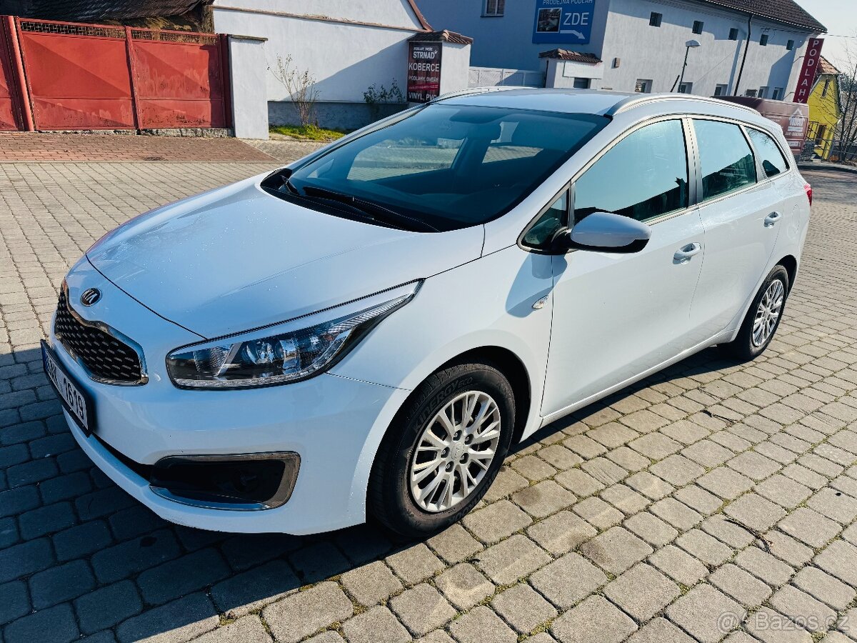KIA Cee'd II Combi 1.6 GDi Comfort Plus SW