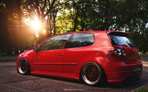 KOUPÍM VW Golf Gti
