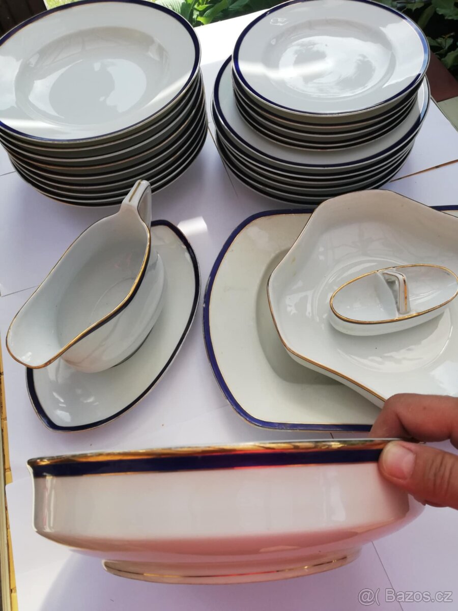 Porcelánové talíře/nádobí