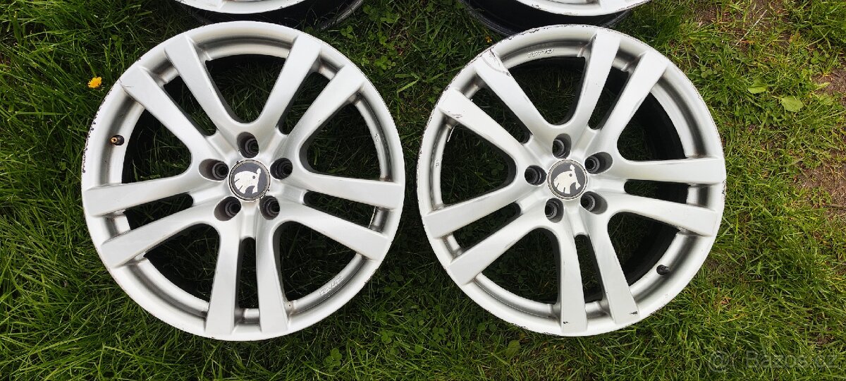 ALU disky Skoda Superb R18