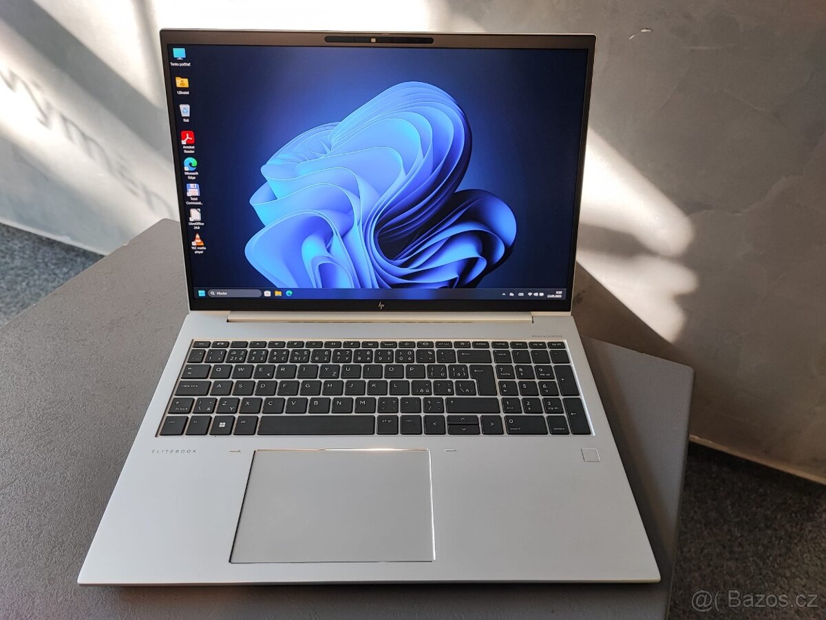 HP EliteBook 865 G10