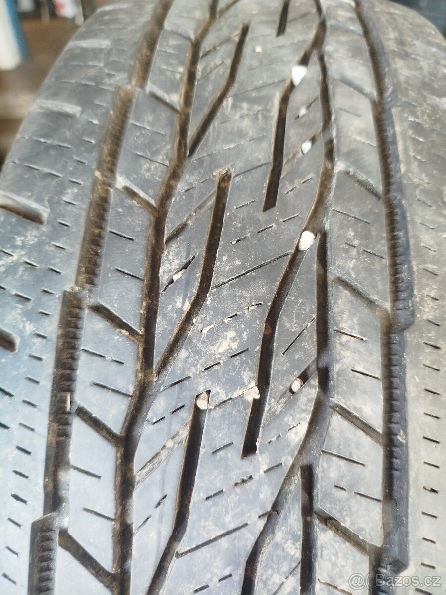 4ks pneu 215/65-16 98H