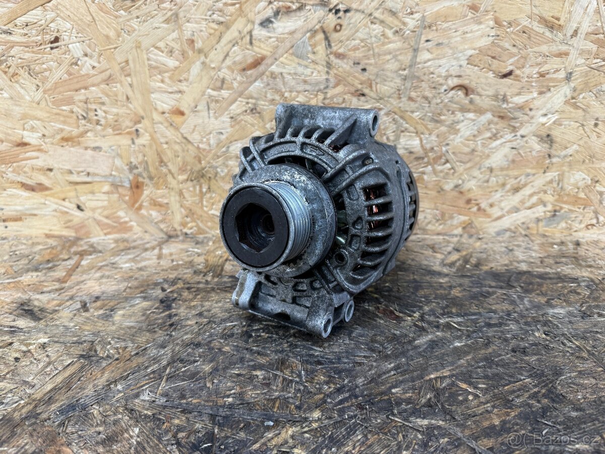 ALTERNÁTOR RENAULT 7700434899