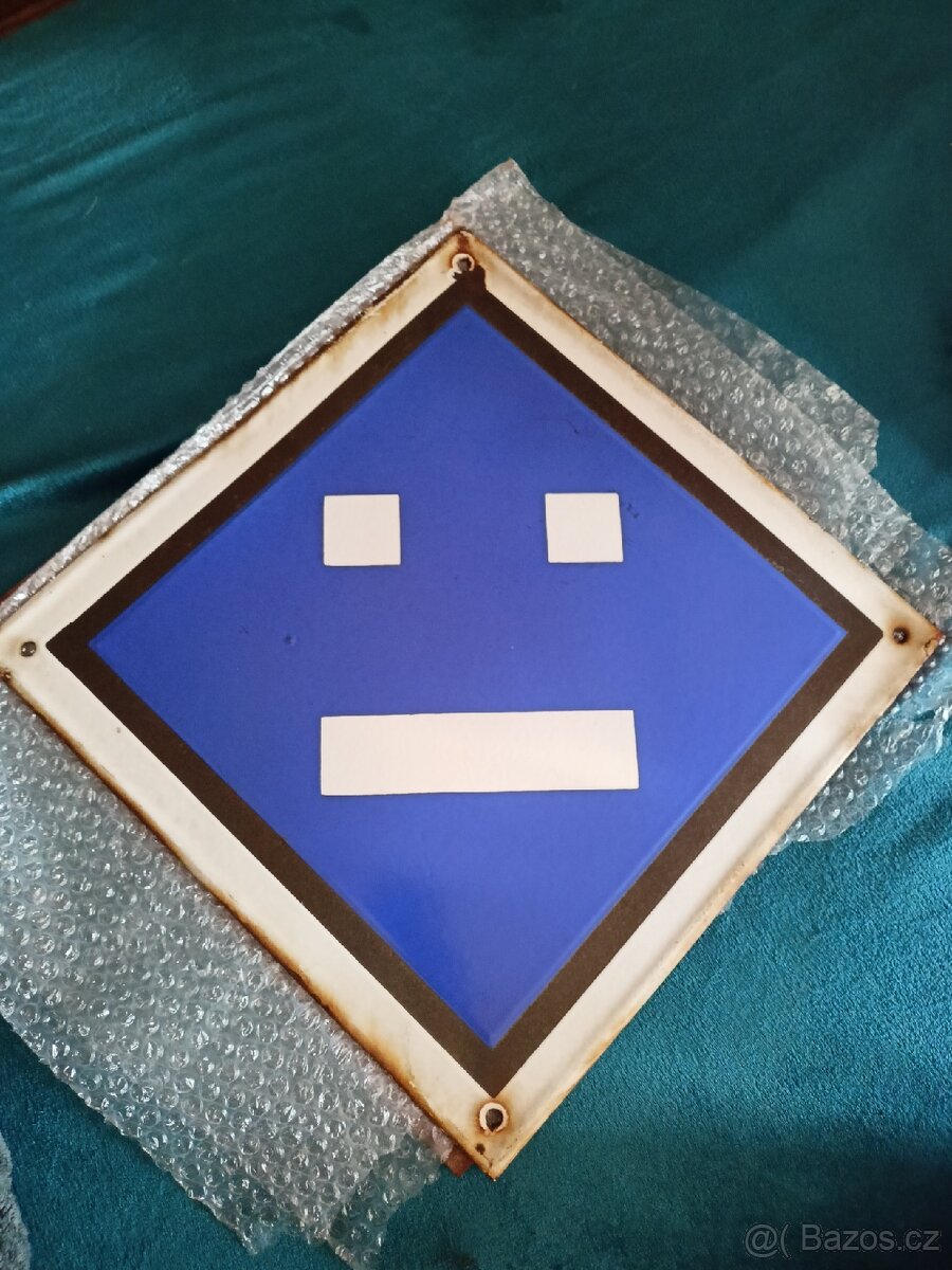 Smaltovaná drážní cedule vypněte proud. Rozměry 360x360mm