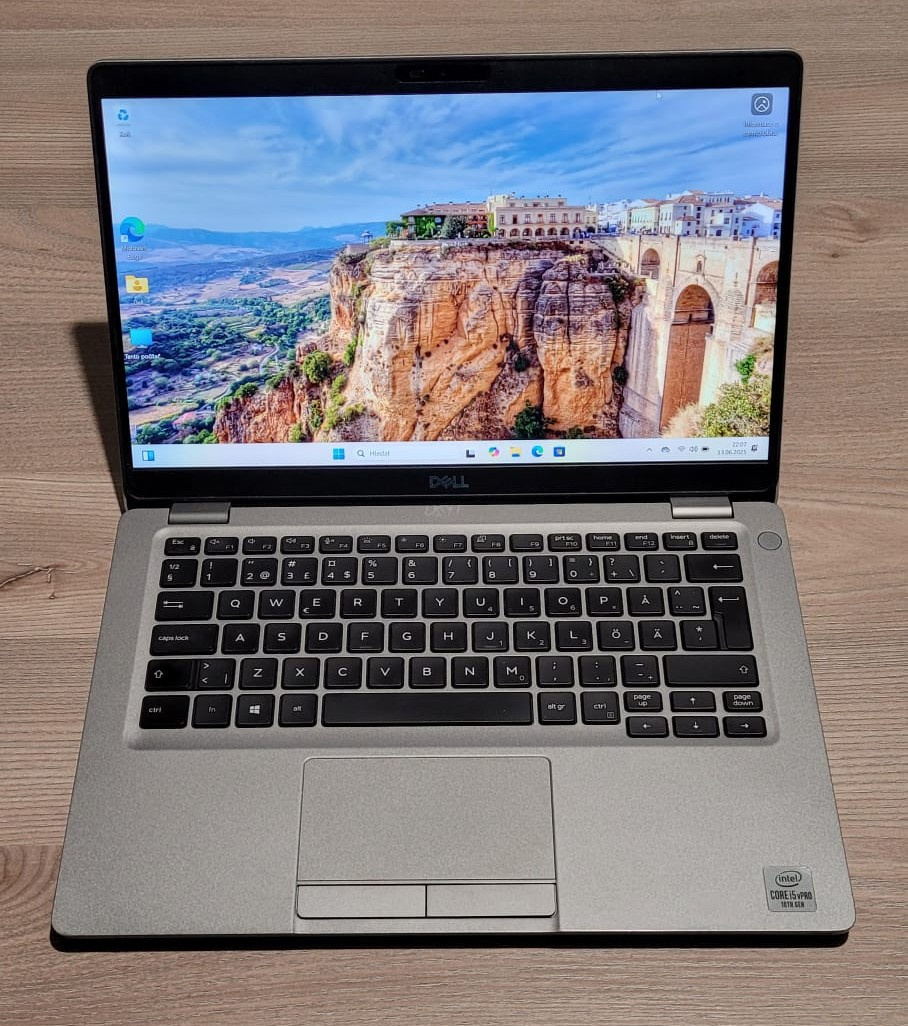 Dell, i5-10310u 4/8x 4,40GHz, 16GB DDR4, 256GB SSD, bat.4h.