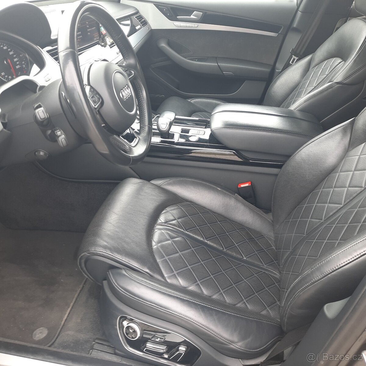 AUDI A8 quatro. 3,0 V6 TDI SPORT