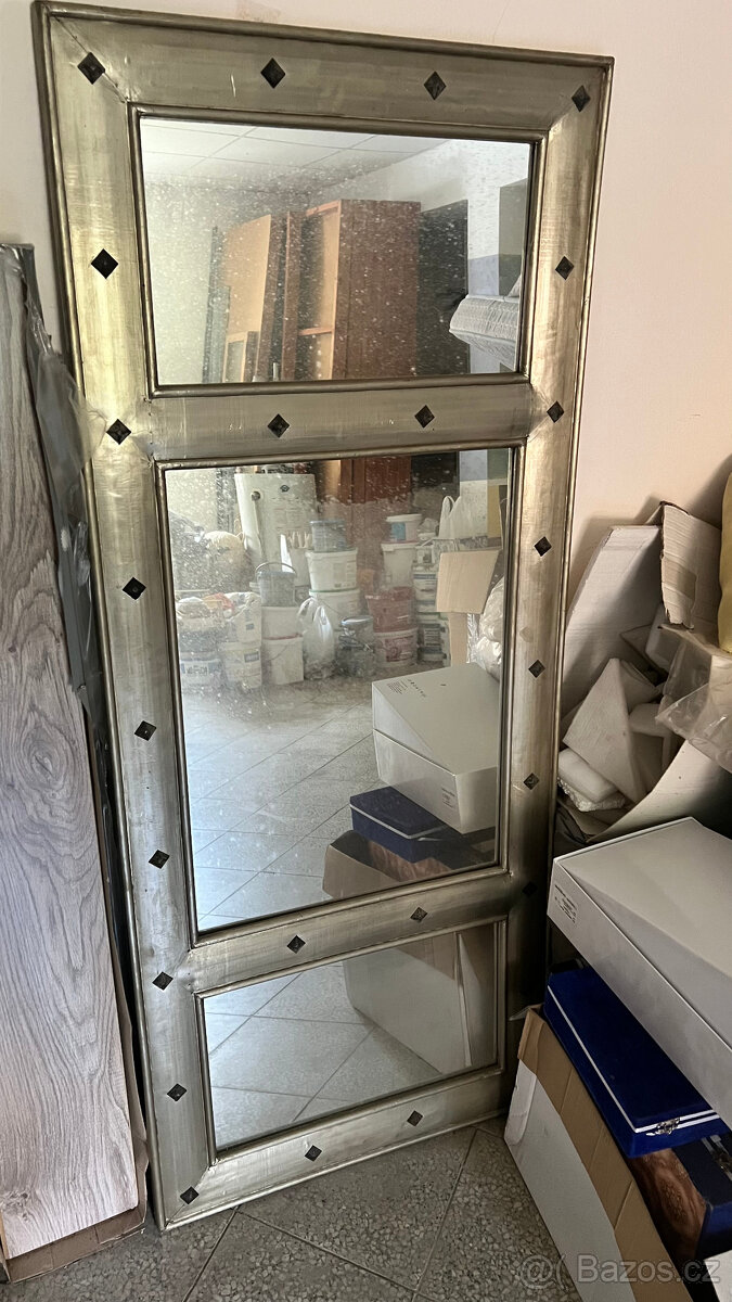 Zrcadlo 163x70