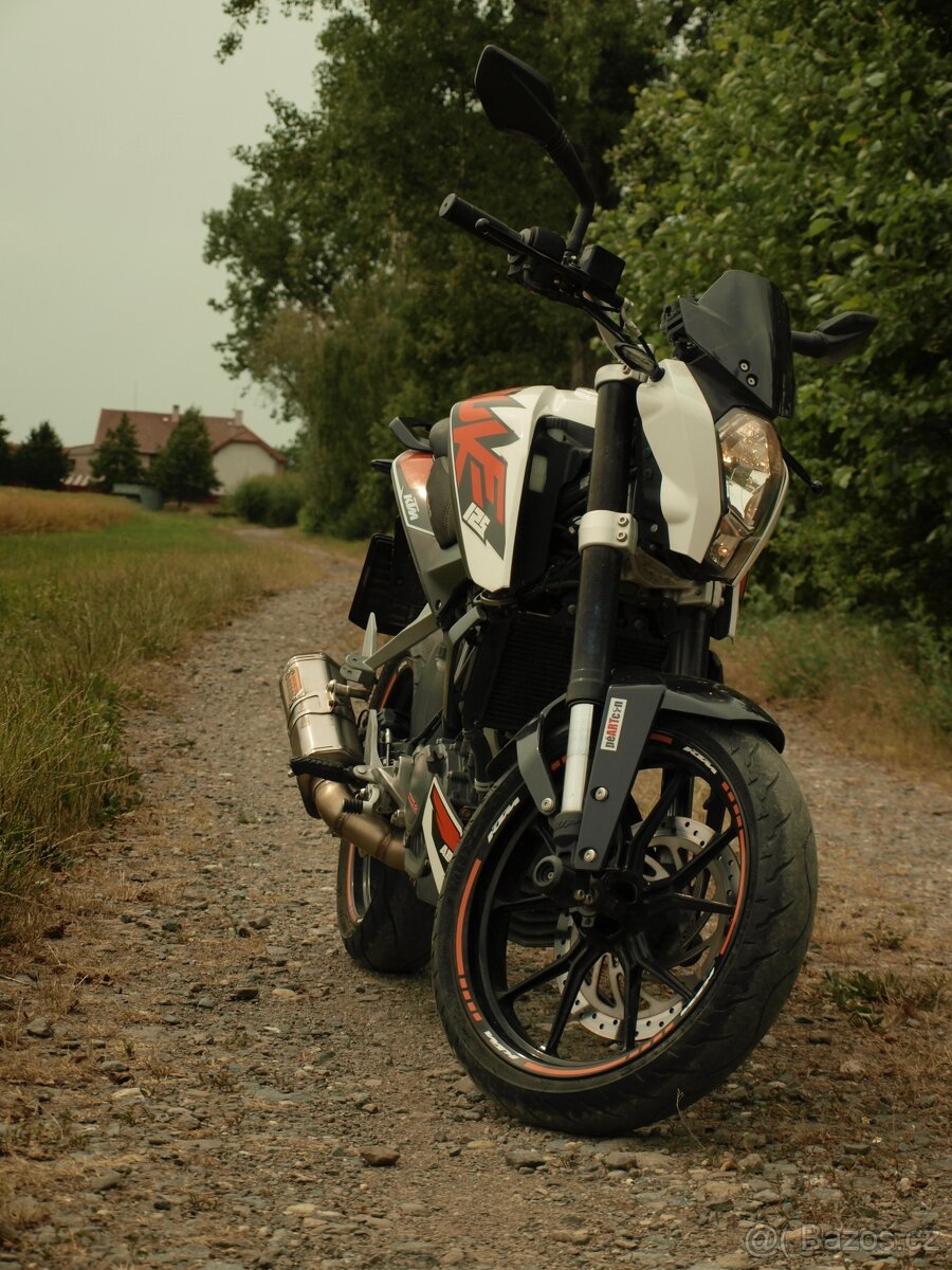 KTM DUKE 125 2015,15xxxkm,peartcon