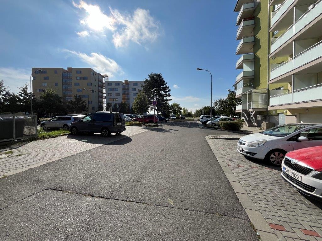 Pronájem 1+kk OL Povel, 4 NP, komora terasa