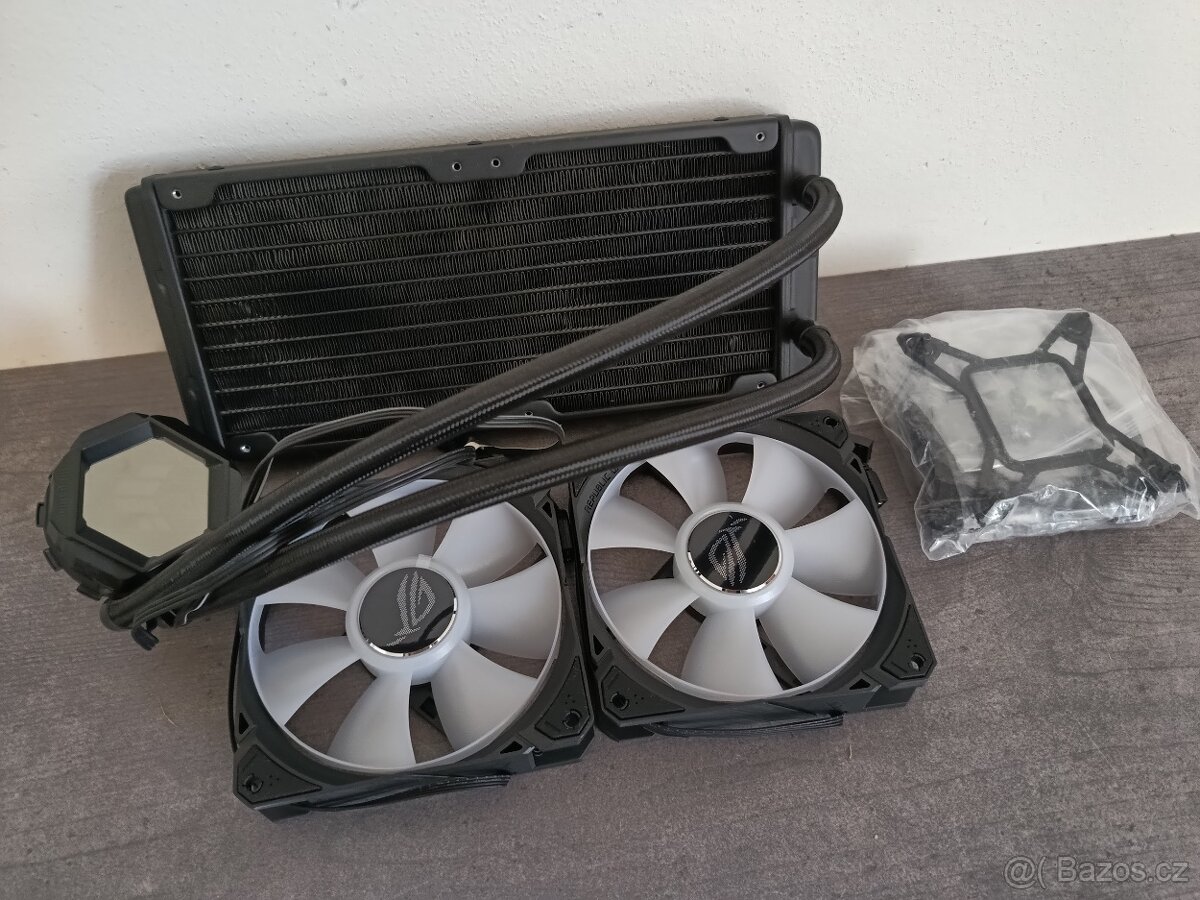 Vodní chlazení AIO 240mm TUF Gaming RGB