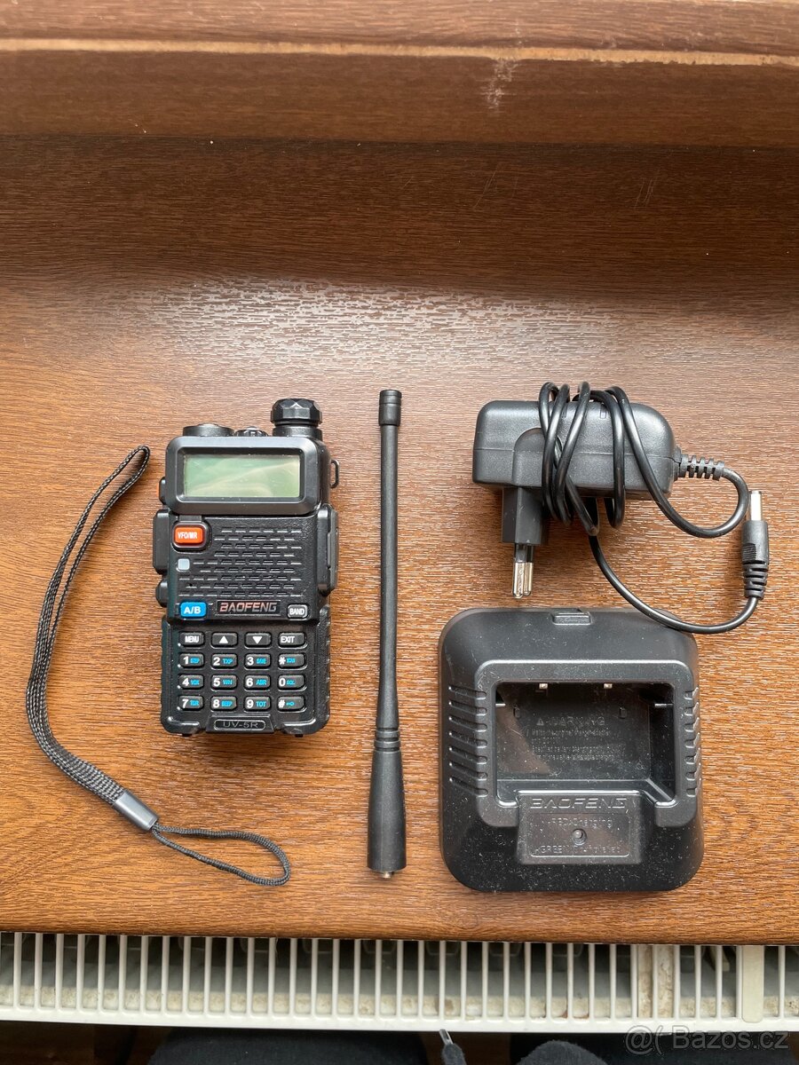 Vysílačka Baofeng UV-5R 8W