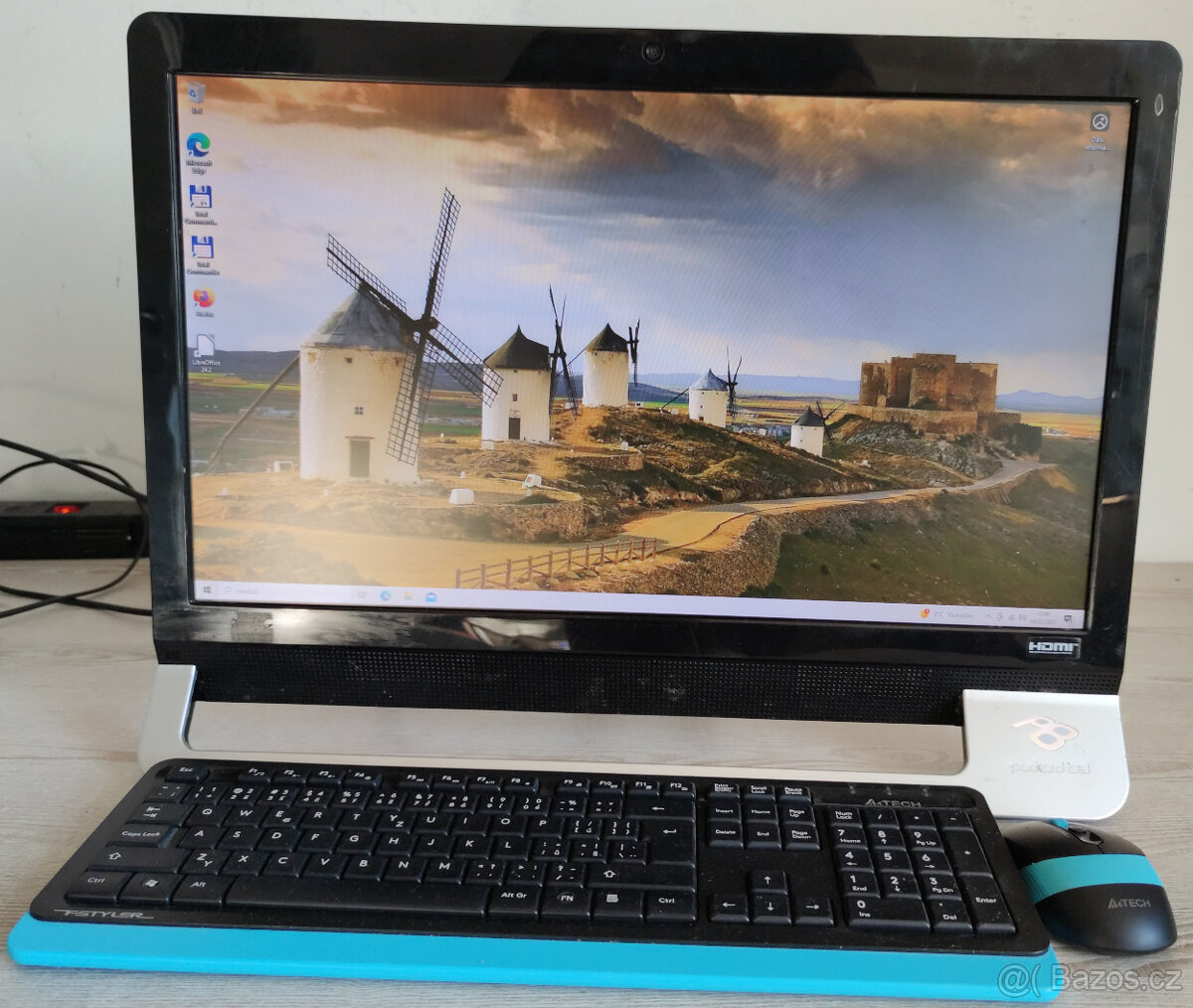 All In One PC Packard Bell oneTwo L 5870