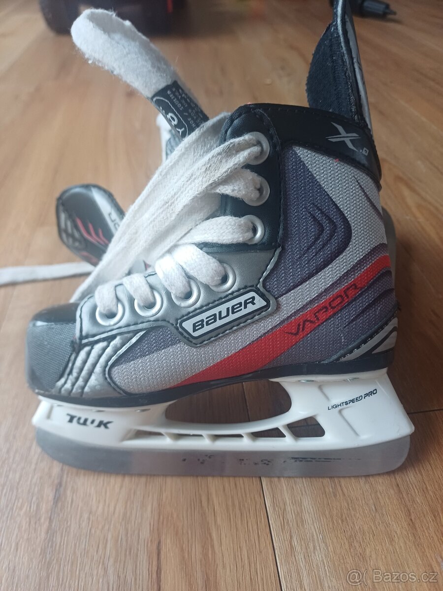 Brusle BAUER Vapor vel.26pro nejmenší