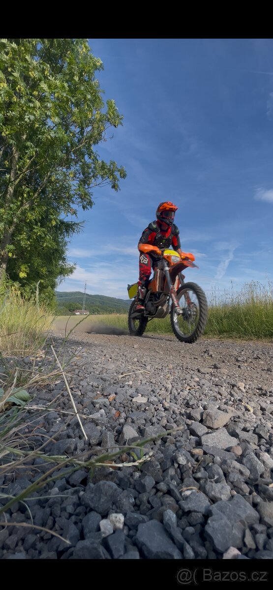 Výbava na enduro / cross