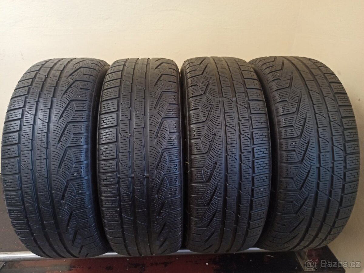 Pirelli Winter Sottozero 2 235/55 R18 104H 5 - 6mm