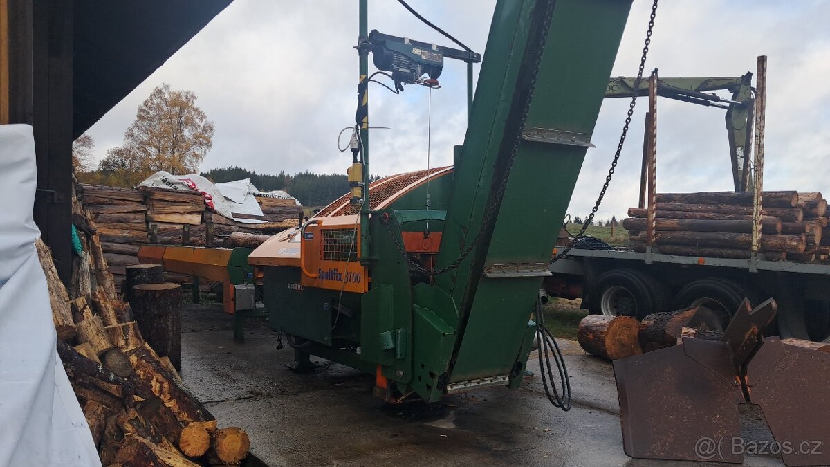 Štípací automat na dřevo Posch