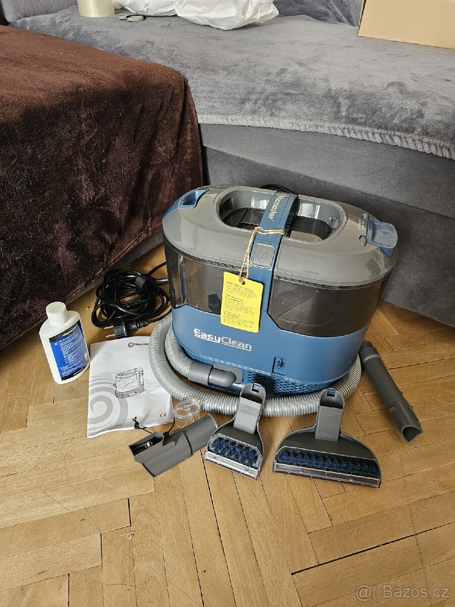 Mycí vysavač