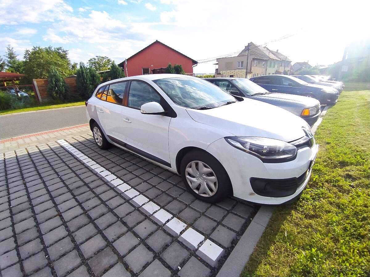 Renault Megane 1.6i LPG kombi benzín plyn 2015
