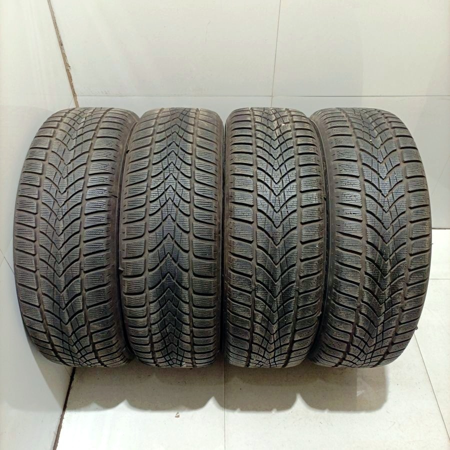 18" PNEU – 215/55/R18 – ZIMNÍ - DUNLOP - 90% a 80% vzorek