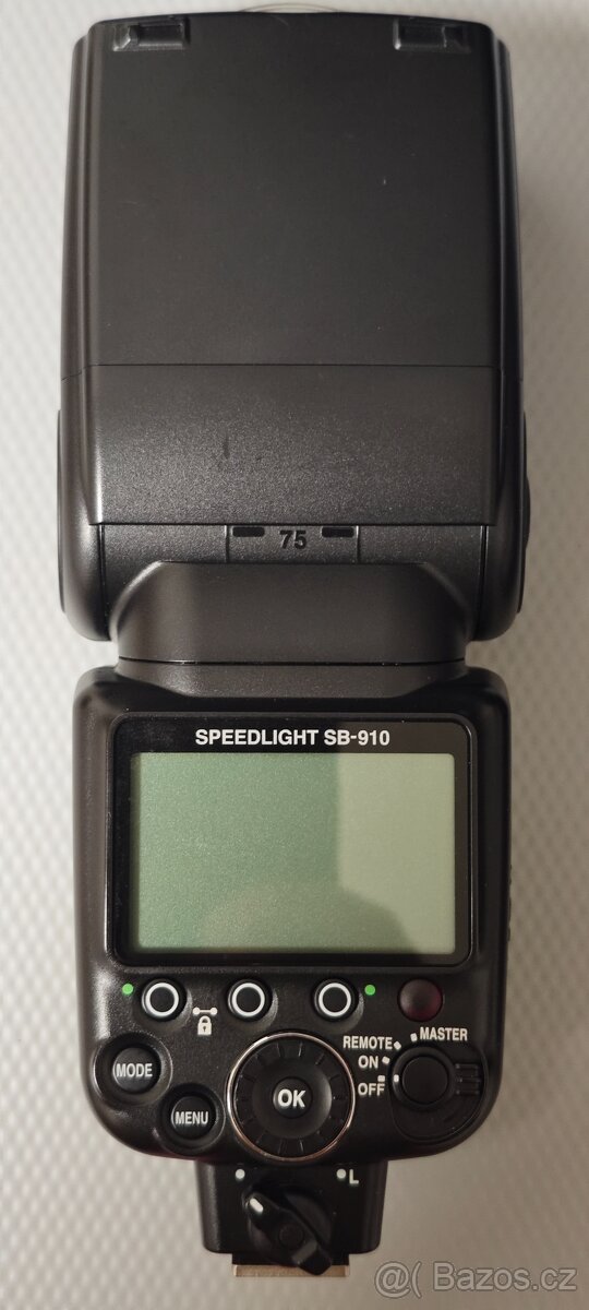 Nikon speedlight SB-910 blesk