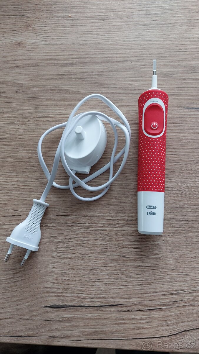 Detský Elektrický kartáček OralB 3710