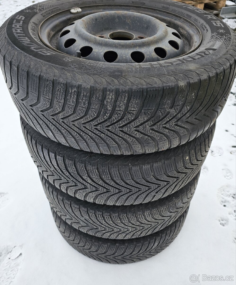 Plechové disky 5x112 r15 ET47 zimní pneu na dojetí