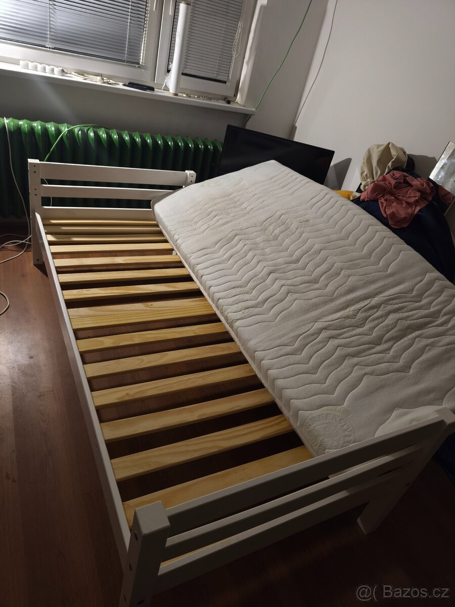 Postel 90x200 + madrace DORMEO zdarma