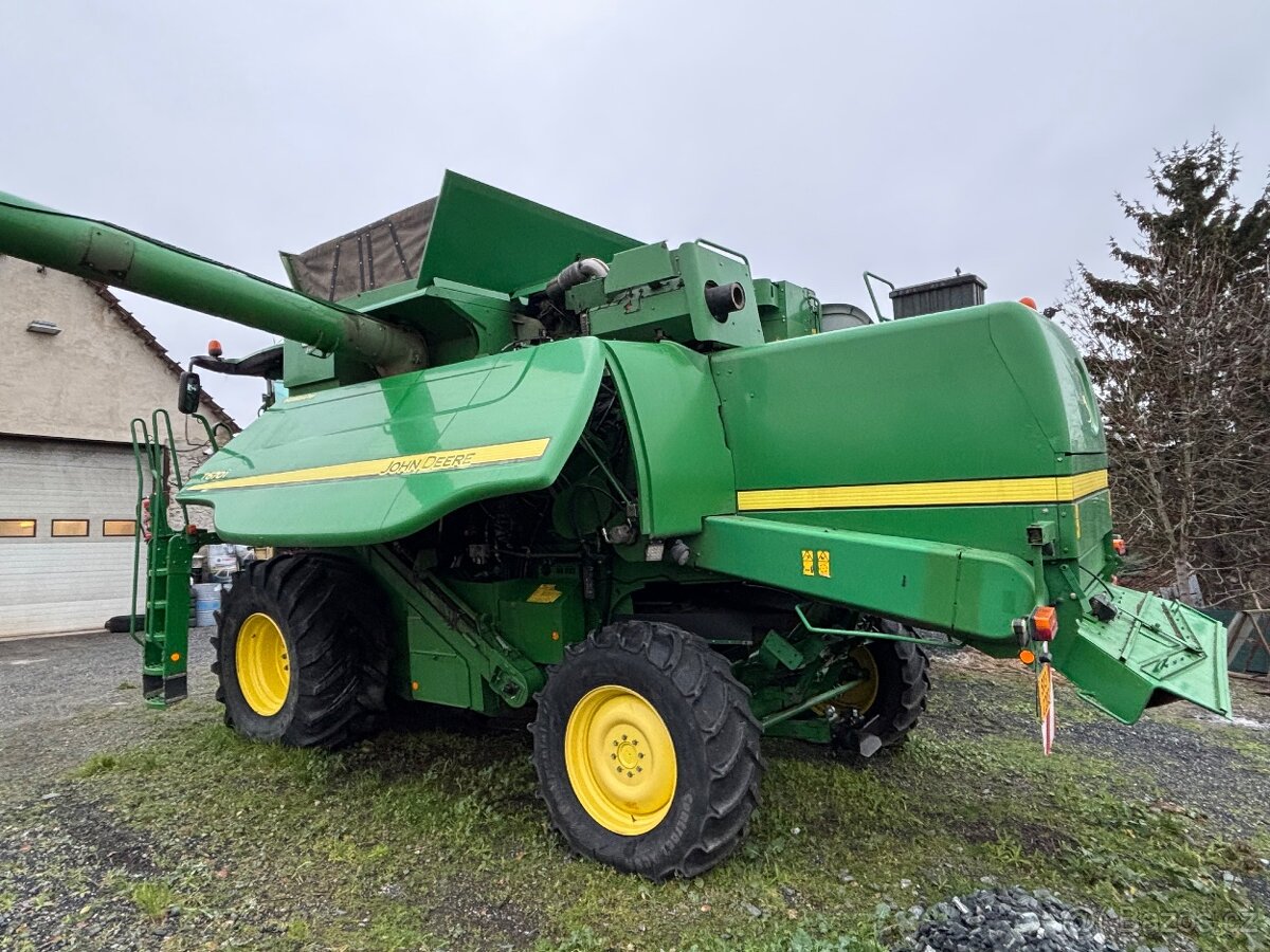 Prodám John deere t670i