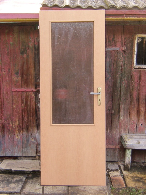 Prodám VNITŘNÍ DVEŘE 70 levé