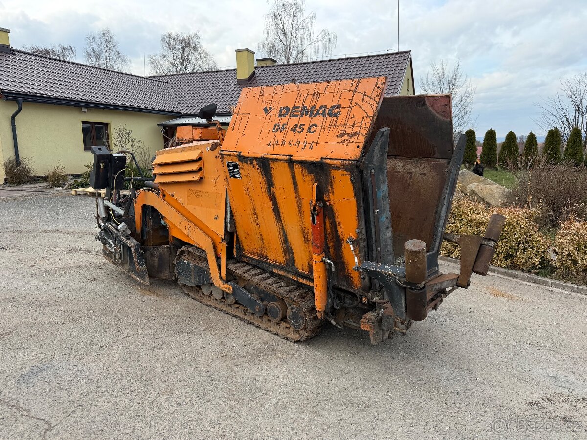 Pasovy finiser Demag DF 45 c 2003 GPS