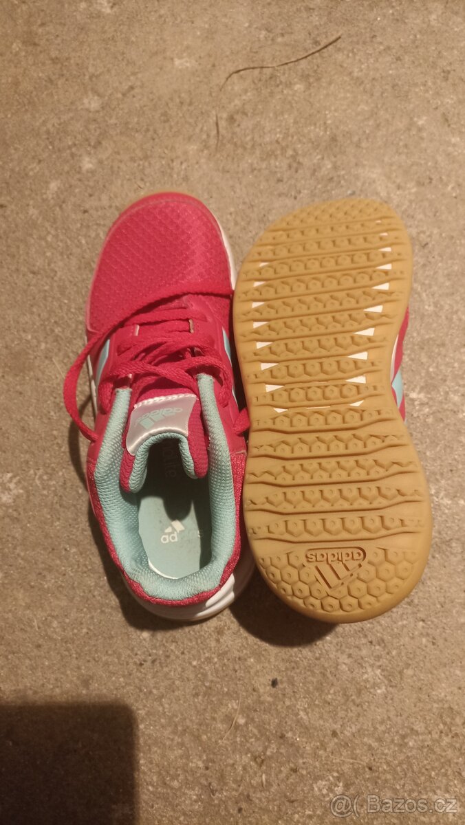 Dětské boty Adidas vel.32