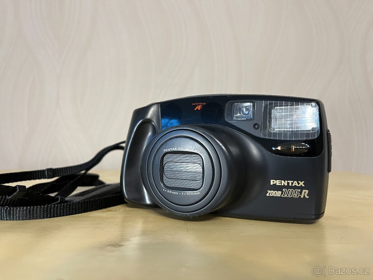 Pokročilý kompakt Pentax Zoom 105-R