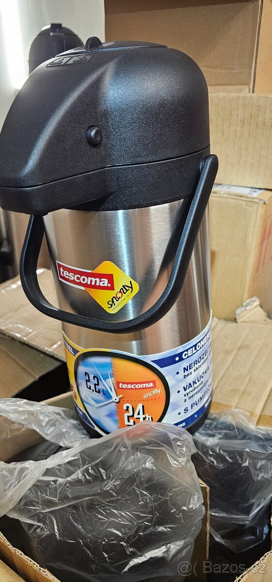 Termo konvice s pumpickou tescoma