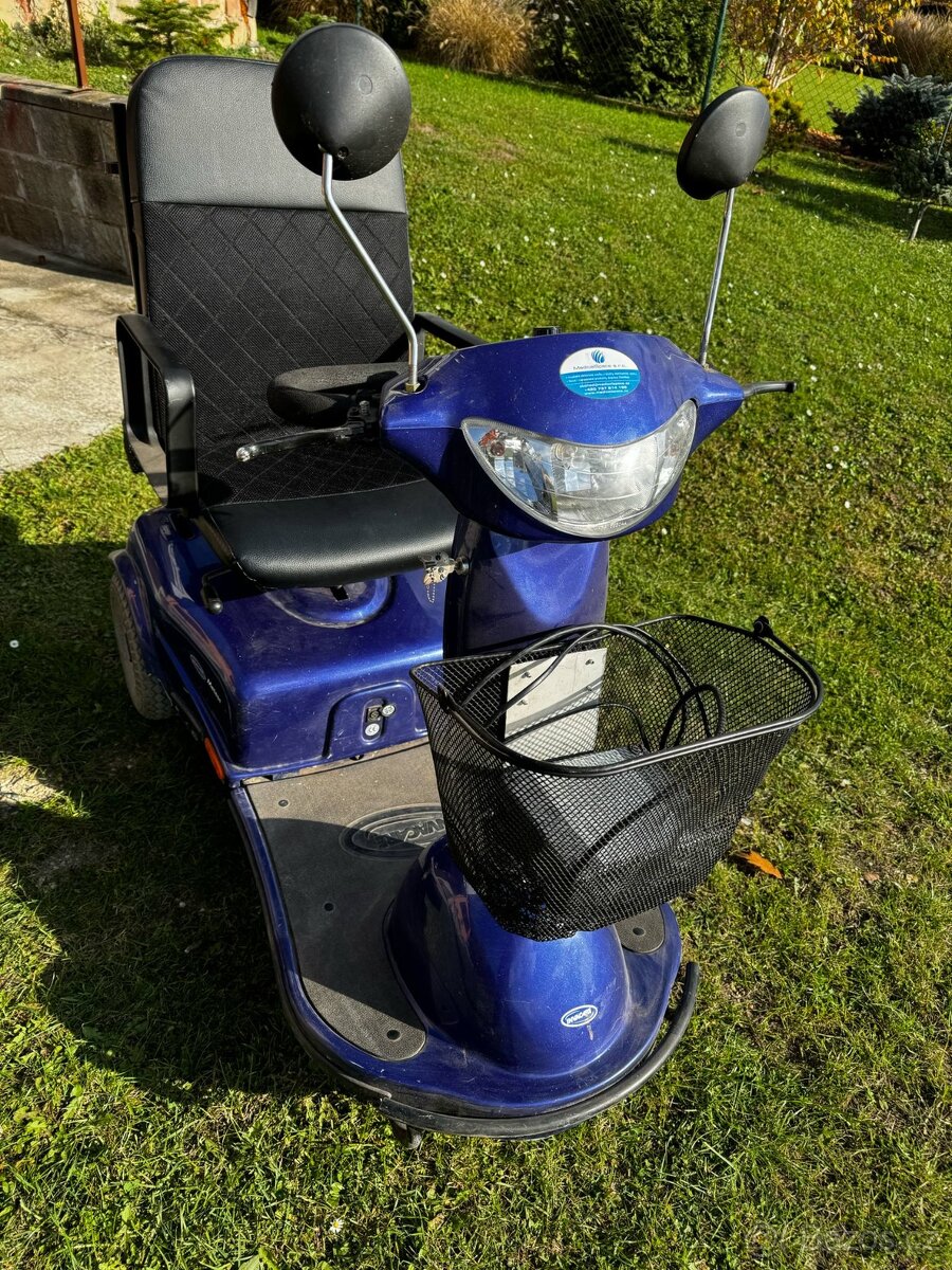 Elektrický invalidní vozík
