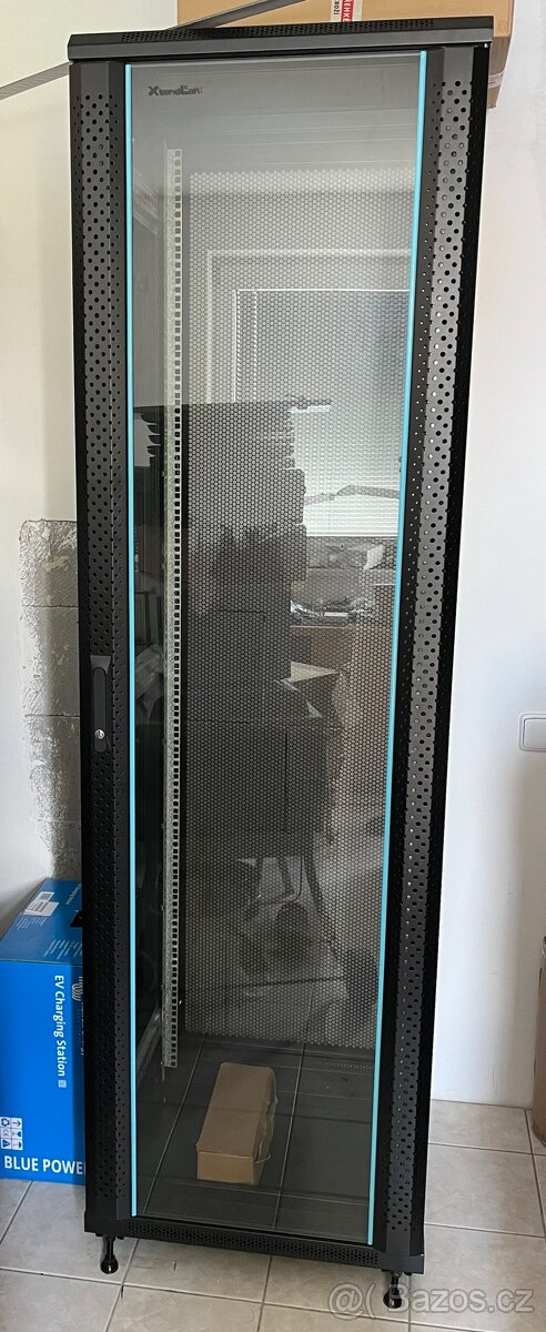 Rack 42 XtendLan 600x600 2ks
