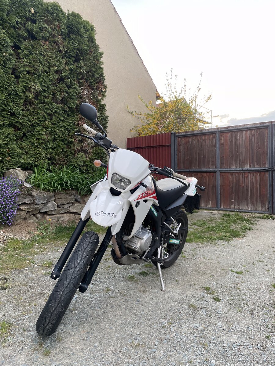 YAMAHA XT 125 X