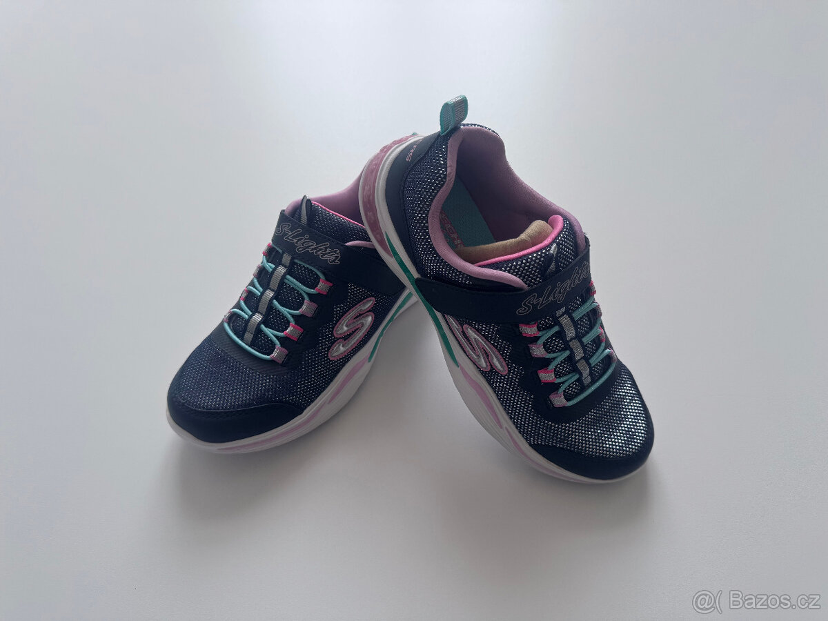 Tenisky Skechers Sneakersy Power Petals vel. 35