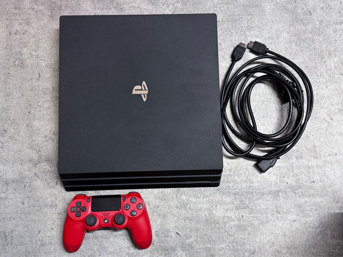 - PS4 PRO Sony 7016B 1TB konzole -