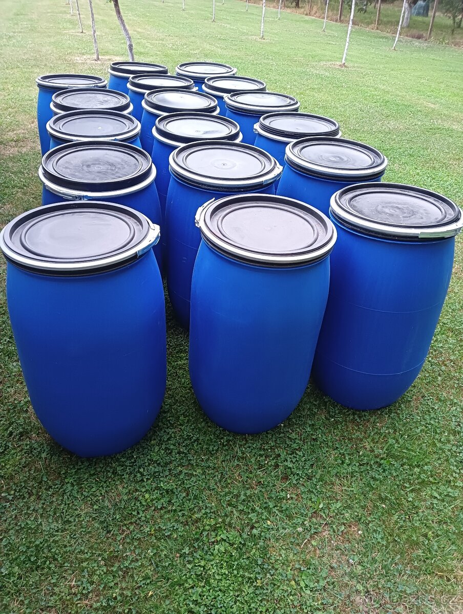Plastové sudy 120L